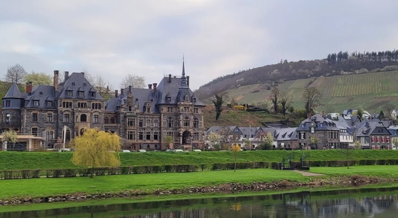 Schloss Lieser, Germany